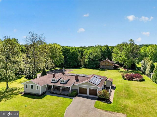 219 LAMBERTVILLE HOPEWELL RD, Hopewell, NJ 08525