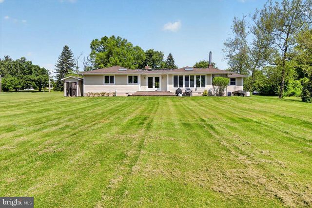 219 LAMBERTVILLE HOPEWELL RD, Hopewell, NJ 08525