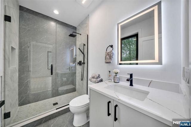 17 Belvedere Drive, Livingston, NJ 07039