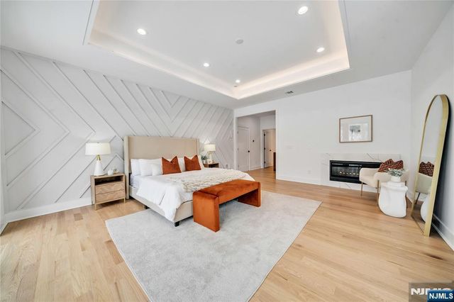 17 Belvedere Drive, Livingston, NJ 07039