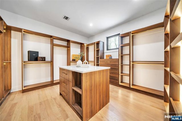 17 Belvedere Drive, Livingston, NJ 07039