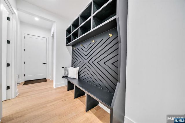 17 Belvedere Drive, Livingston, NJ 07039