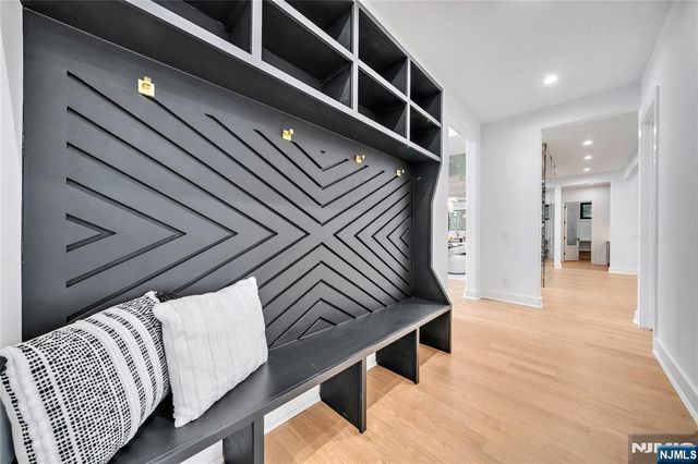 17 Belvedere Drive, Livingston, NJ 07039