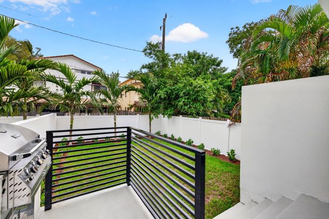 507 SW 11th Street, Fort Lauderdale, FL 33315