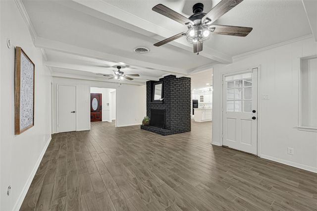 226 Driftwood Drive, Seabrook, TX 77586