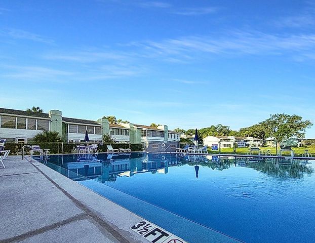 487 MIDWAY DRIVE B, Ocala, FL 34472