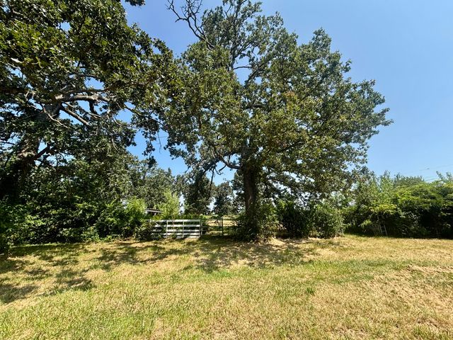636 W Center Street, Rogersville, MO 65742
