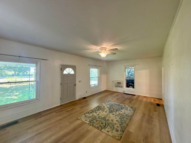 636 W Center Street, Rogersville, MO 65742