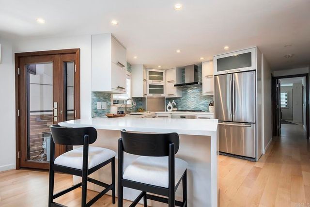 2820 BAYSIDE WALK 6, San Diego, CA 92109