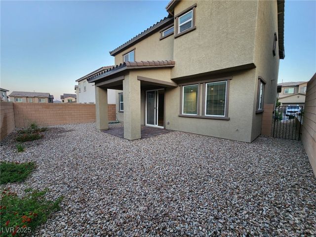 10384 Bagg Avenue, Las Vegas, NV 89166