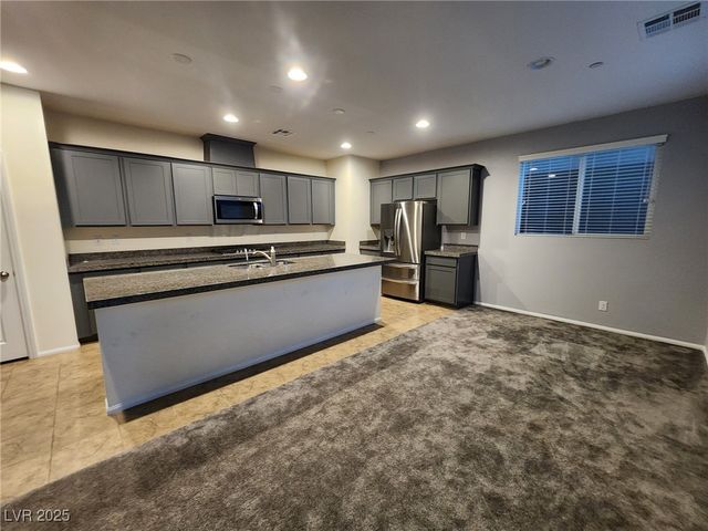 10384 Bagg Avenue, Las Vegas, NV 89166