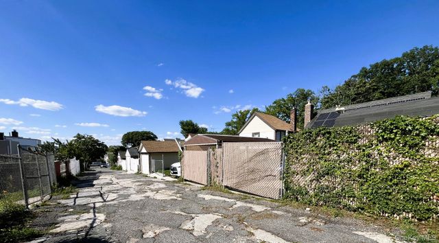 82-30 168th Street, Jamaica, NY 11432