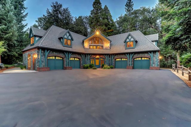 13558 Greenstone Ct, Nevada City, CA 95959