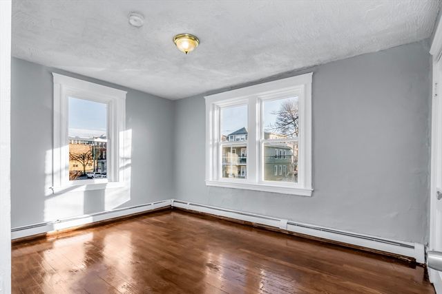 88 Congress St 3, Salem, MA 01970