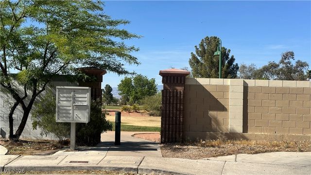 1001 Transom Drive, Las Vegas, NV 89128