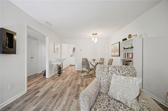 8530 Tidewater Dr Apt 314, Norfolk, VA 23503