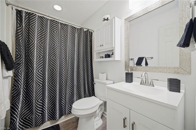 8530 Tidewater Dr Apt 314, Norfolk, VA 23503