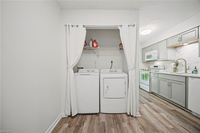 8530 Tidewater Dr Apt 314, Norfolk, VA 23503