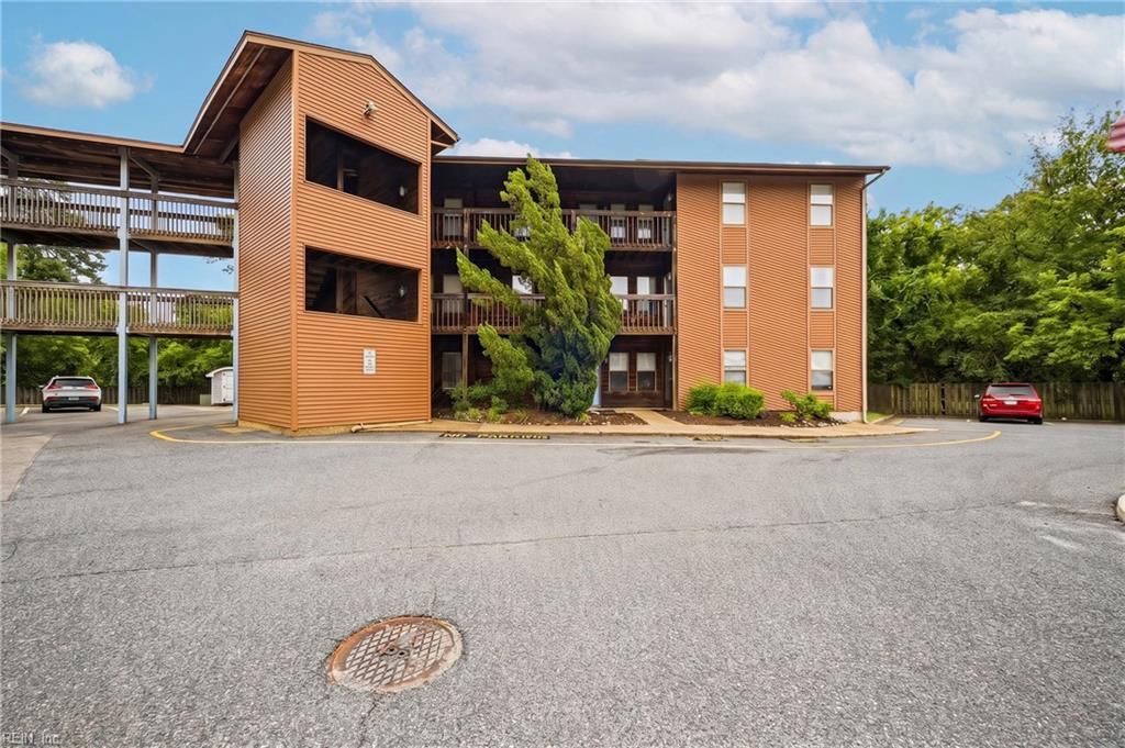 8530 Tidewater Dr Apt 314, Norfolk, VA 23503