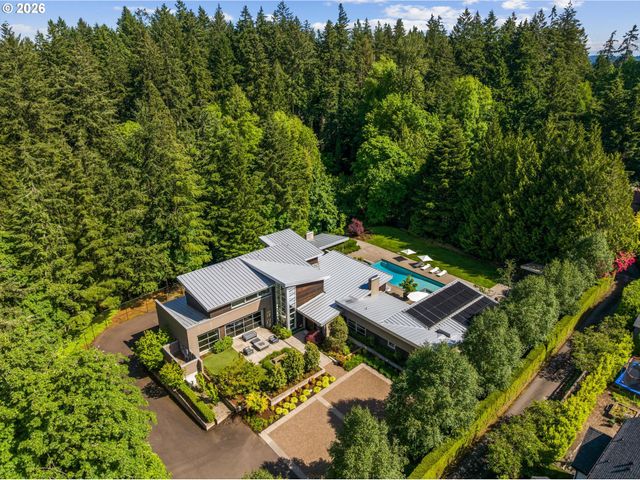 1510 S BUDDINGTON St, Portland, OR 97219