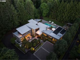 1510 S BUDDINGTON St, Portland, OR 97219