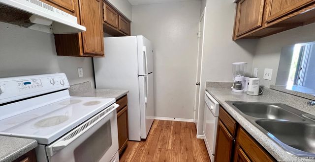 806 Station St Apt 1, Converse, TX 78109