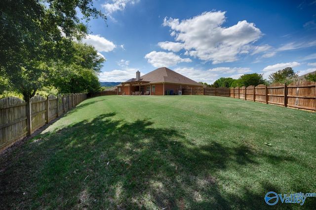 8548 Rolling Oaks Drive, Owens Cross Roads, AL 35763