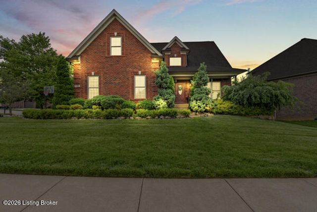 11124 Blade Crest Way, Louisville, KY 40291