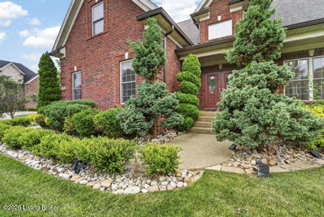 11124 Blade Crest Way, Louisville, KY 40291