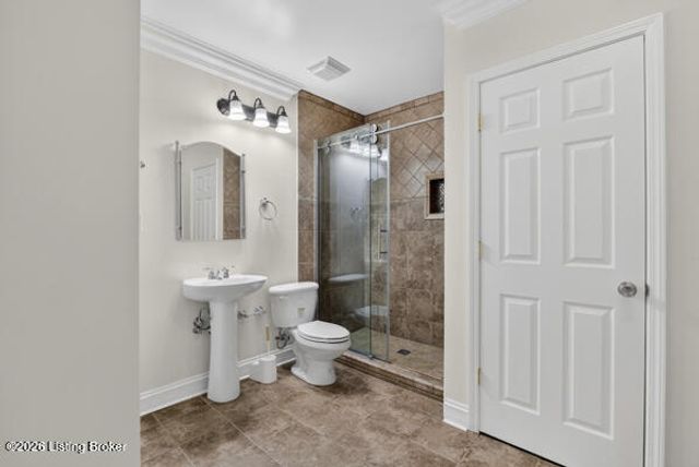 11124 Blade Crest Way, Louisville, KY 40291