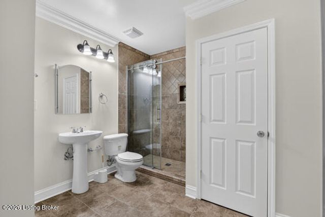 11124 Blade Crest Way, Louisville, KY 40291