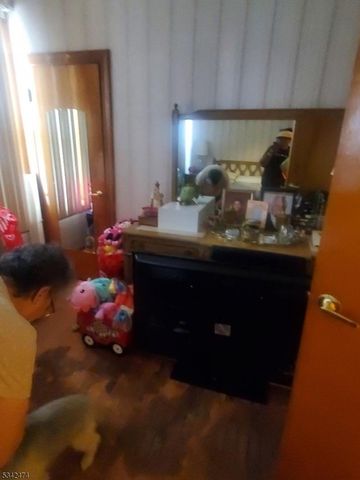 230 Christine St, Elizabeth City, NJ 07202