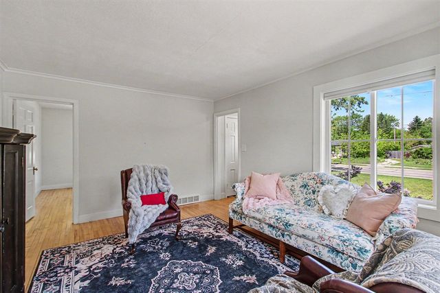 1222 W 32nd Street, Holland, MI 49423