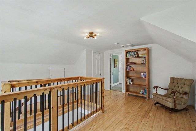 1222 W 32nd Street, Holland, MI 49423