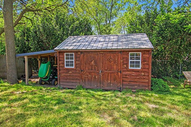 1222 W 32nd Street, Holland, MI 49423