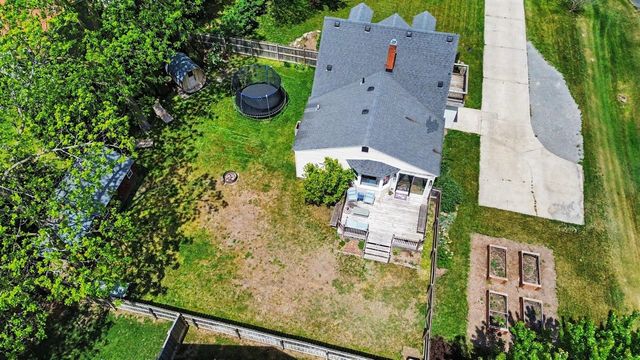 1222 W 32nd Street, Holland, MI 49423