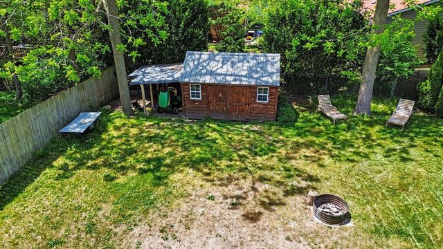 1222 W 32nd Street, Holland, MI 49423