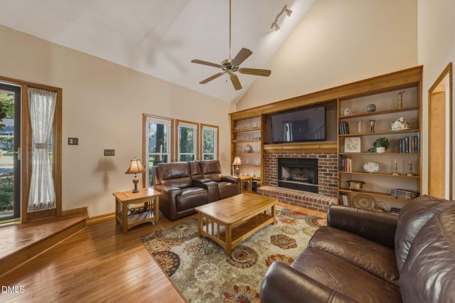 1237 Hillingdon Way, Raleigh, NC 27614