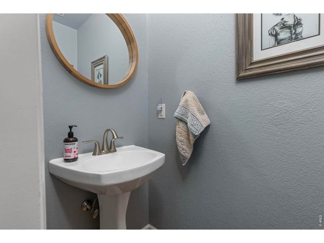 1527 French Ct, Erie, CO 80516