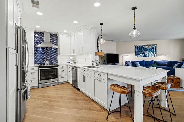 1198 S Lake Street 101, Whitehall City, MI 49461