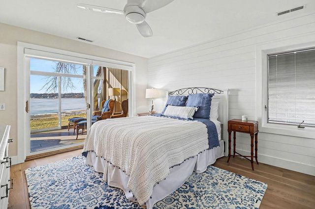 1198 S Lake Street 101, Whitehall City, MI 49461