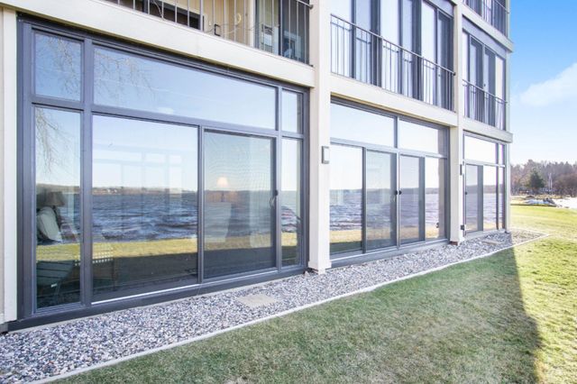 1198 S Lake Street 101, Whitehall City, MI 49461