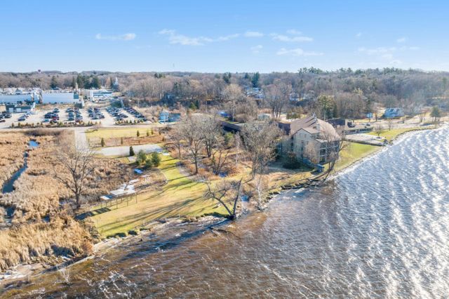 1198 S Lake Street 101, Whitehall City, MI 49461