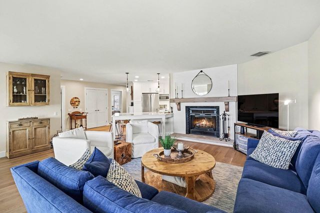 1198 S Lake Street 101, Whitehall City, MI 49461