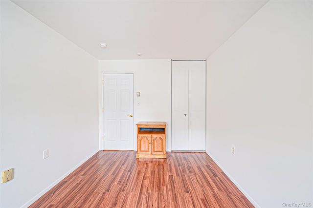 231 Blackpool Court, Ridge, NY 11961