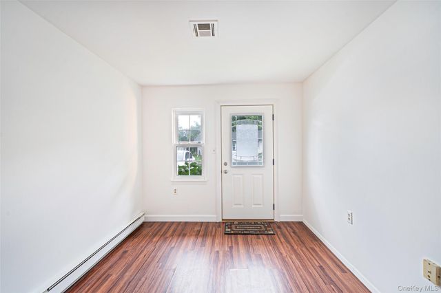 231 Blackpool Court, Ridge, NY 11961
