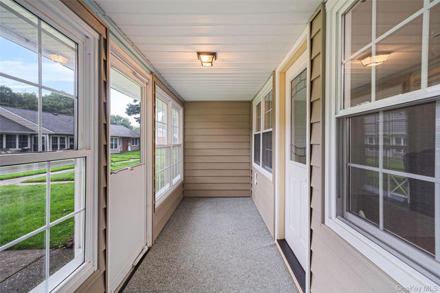 231 Blackpool Court, Ridge, NY 11961