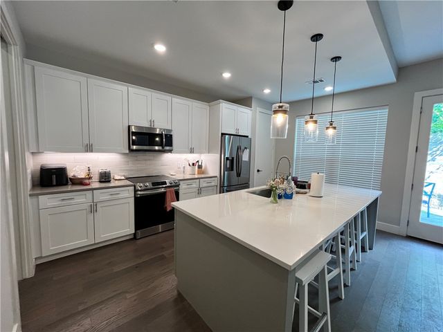 288 Estates Circle, College Station, TX 77840