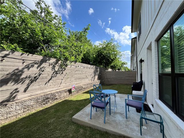 288 Estates Circle, College Station, TX 77840