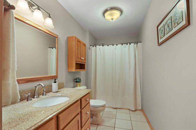 2144 Blue Heron DRIVE, Delavan, WI 53115
